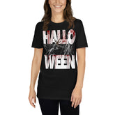 Camiseta Halloween diseño realista con sangre, arañas y telarañas. Para fans del terror, gore, horror.